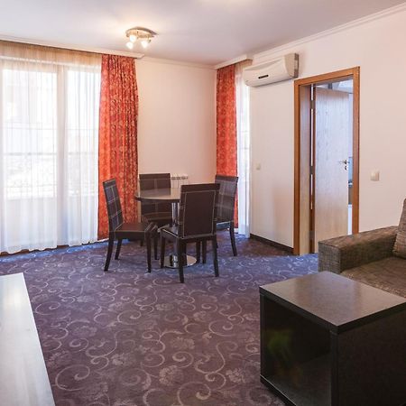 Семеен Хотел Опера Burgas Room photo
