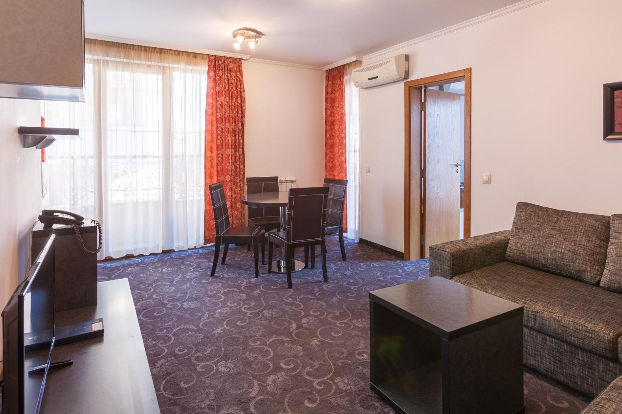 Семеен Хотел Опера Burgas Room photo